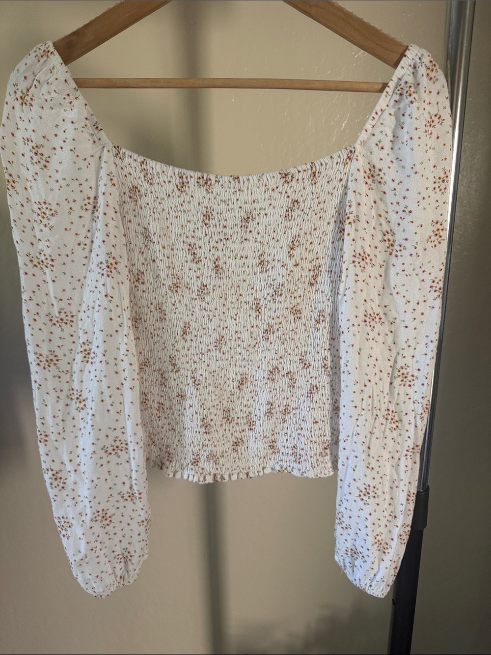 cupcakes & cashmere White Square-Neck Floral Dot Blouse Smoked Puff Sleeve Size